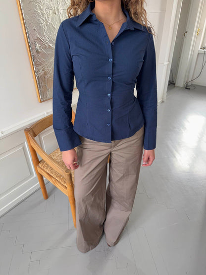 Alberte fitted shirt – Navy