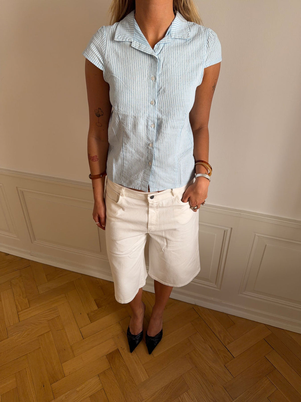 Josephine fitted shirt with short sleeves - Light blue/white