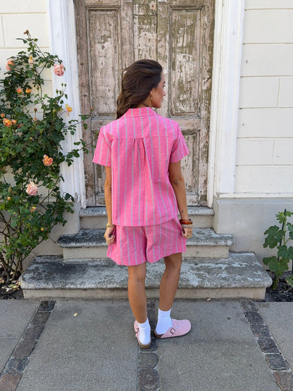 Luliana short sleeved shirt with stripes – Pink/white/black