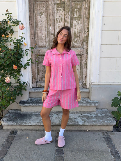 Luliana short sleeved shirt with stripes – Pink/white/black