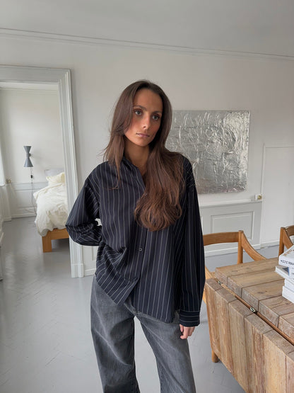 Miki striped shirt with open back - Navy
